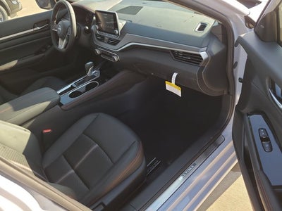 2025 Nissan Altima 2.5 SR