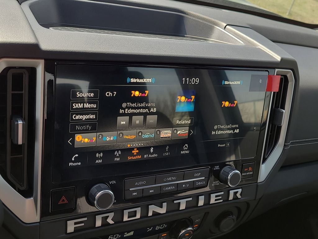 2026 Nissan Frontier SV