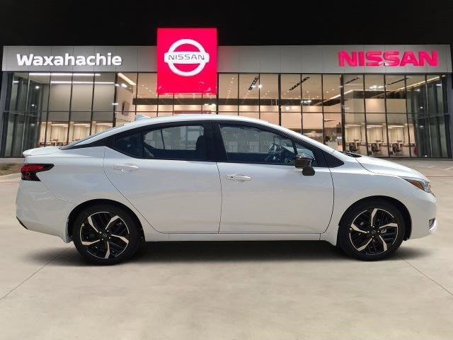 2025 Nissan Versa 1.6 SR