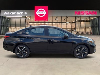 2025 Nissan Versa 1.6 SR