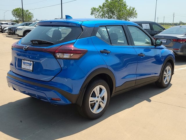 2025 Nissan Kicks Play S