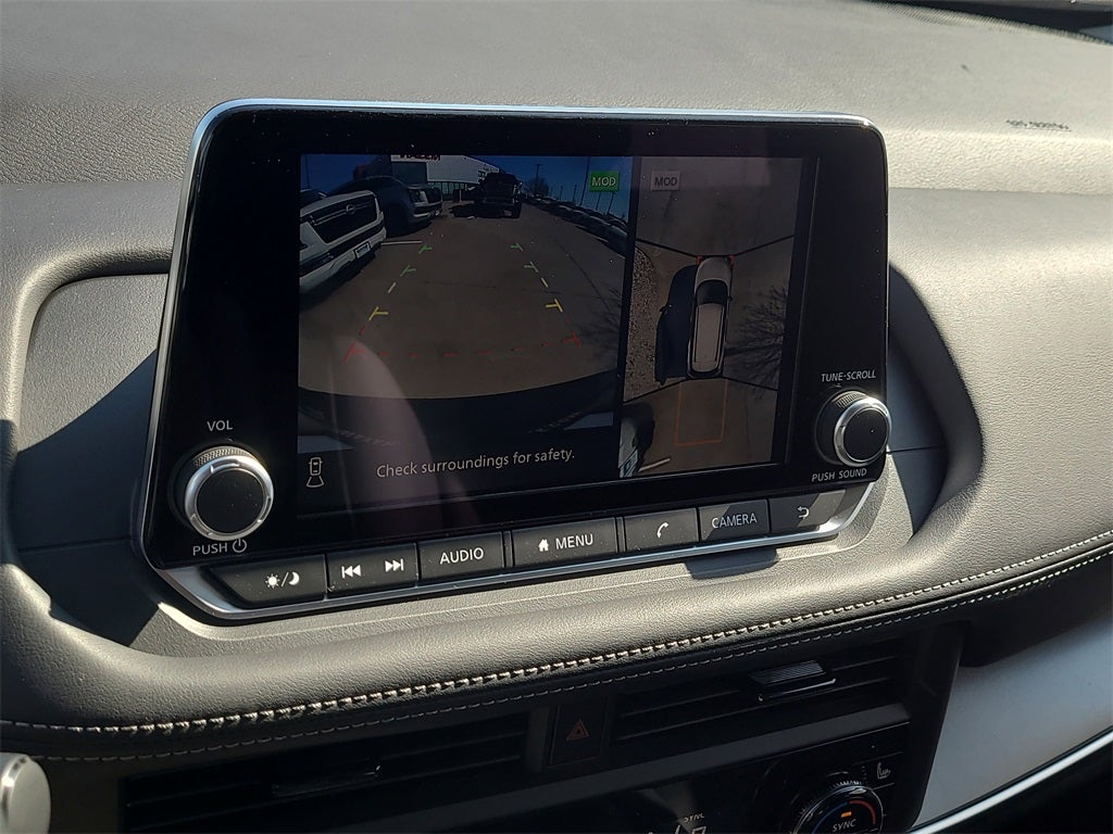 2026 Nissan Rogue Dark Armor