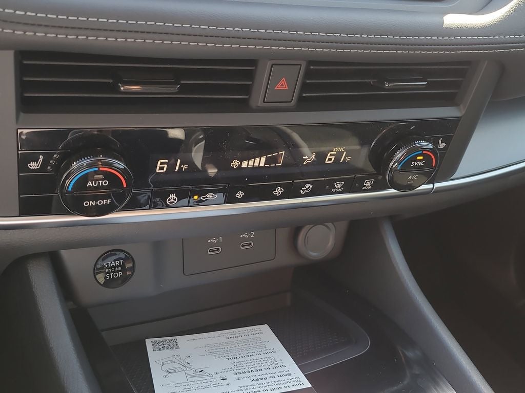 2026 Nissan Rogue SV