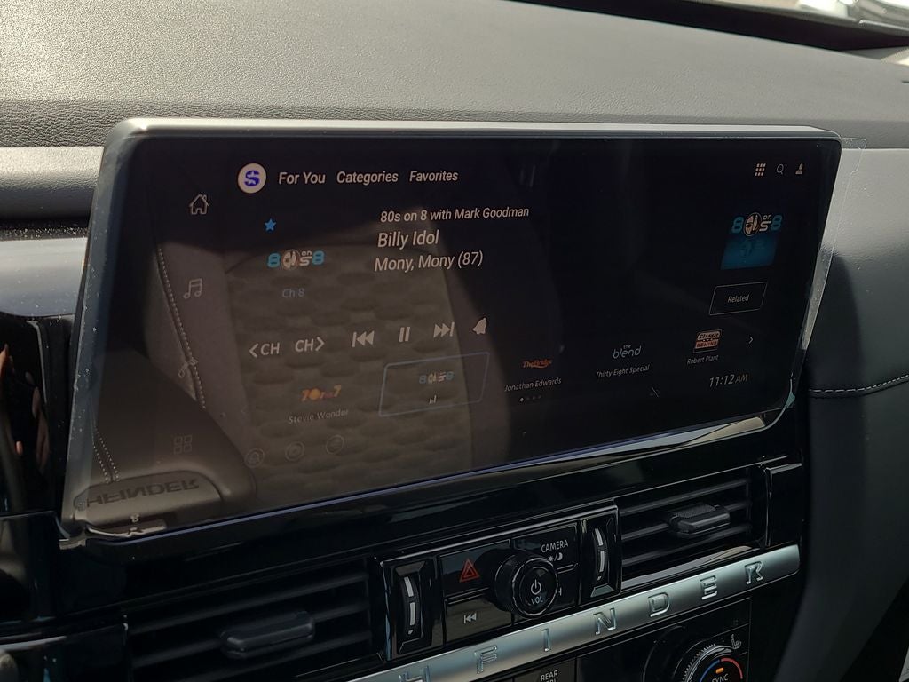 2026 Nissan Pathfinder SV