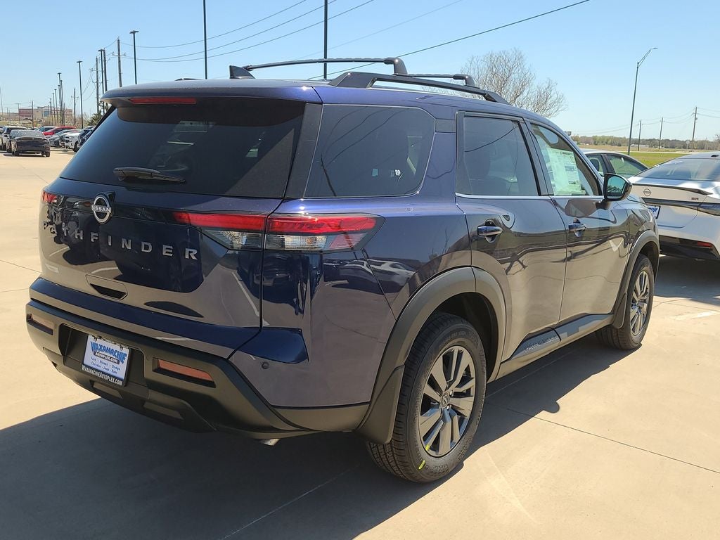 2026 Nissan Pathfinder SV