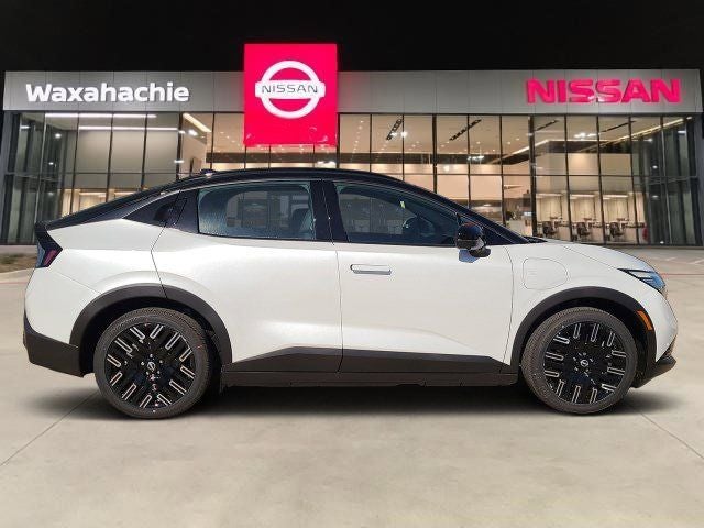 2026 Nissan Leaf PLATINUM+