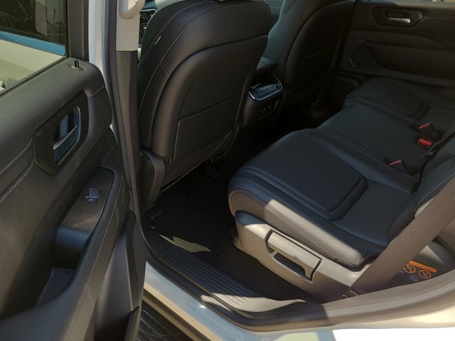 2026 Nissan Armada SV