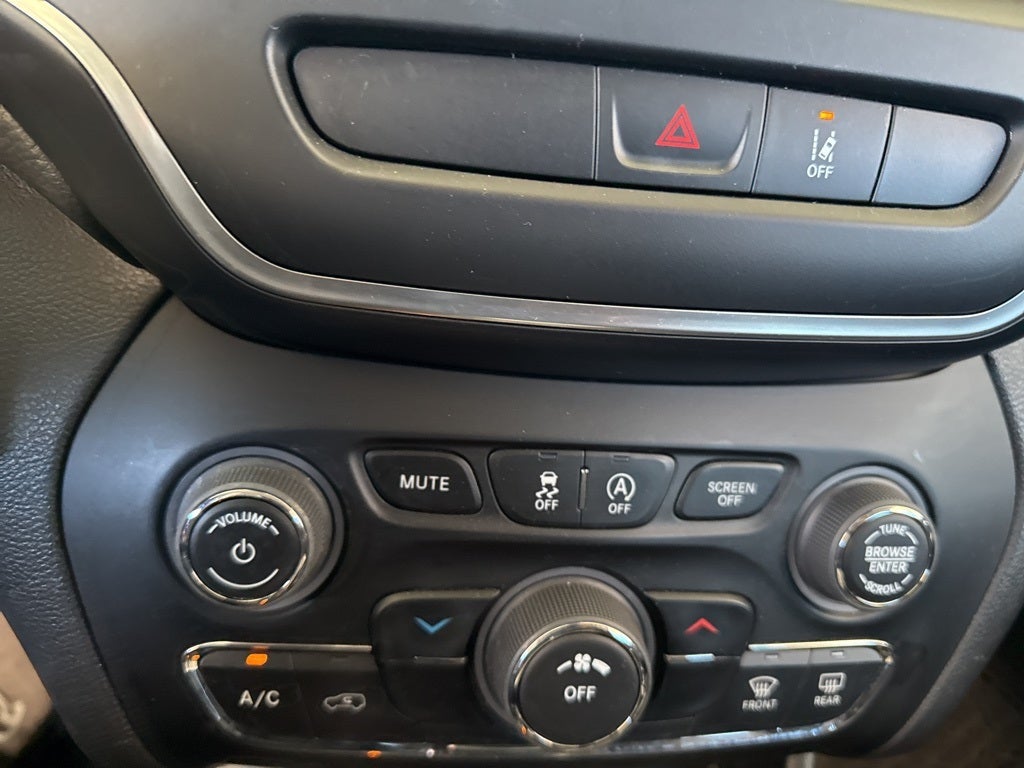 2022 Jeep Cherokee X