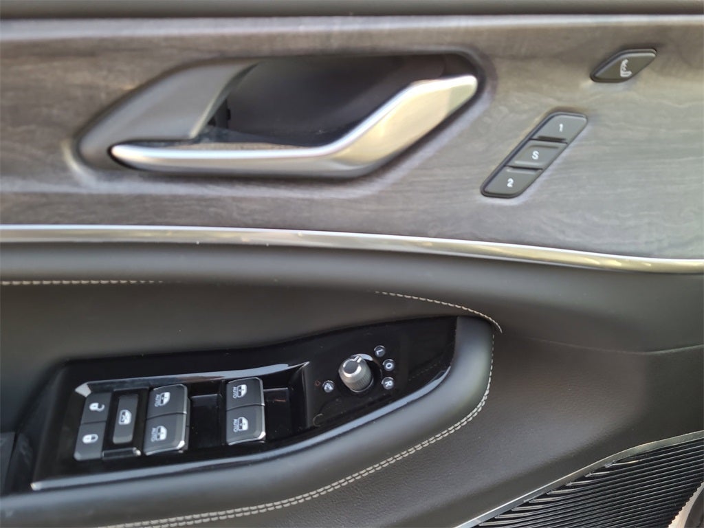 2022 Jeep Grand Cherokee L Overland