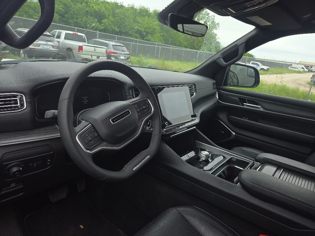 2024 Jeep Wagoneer L Series II