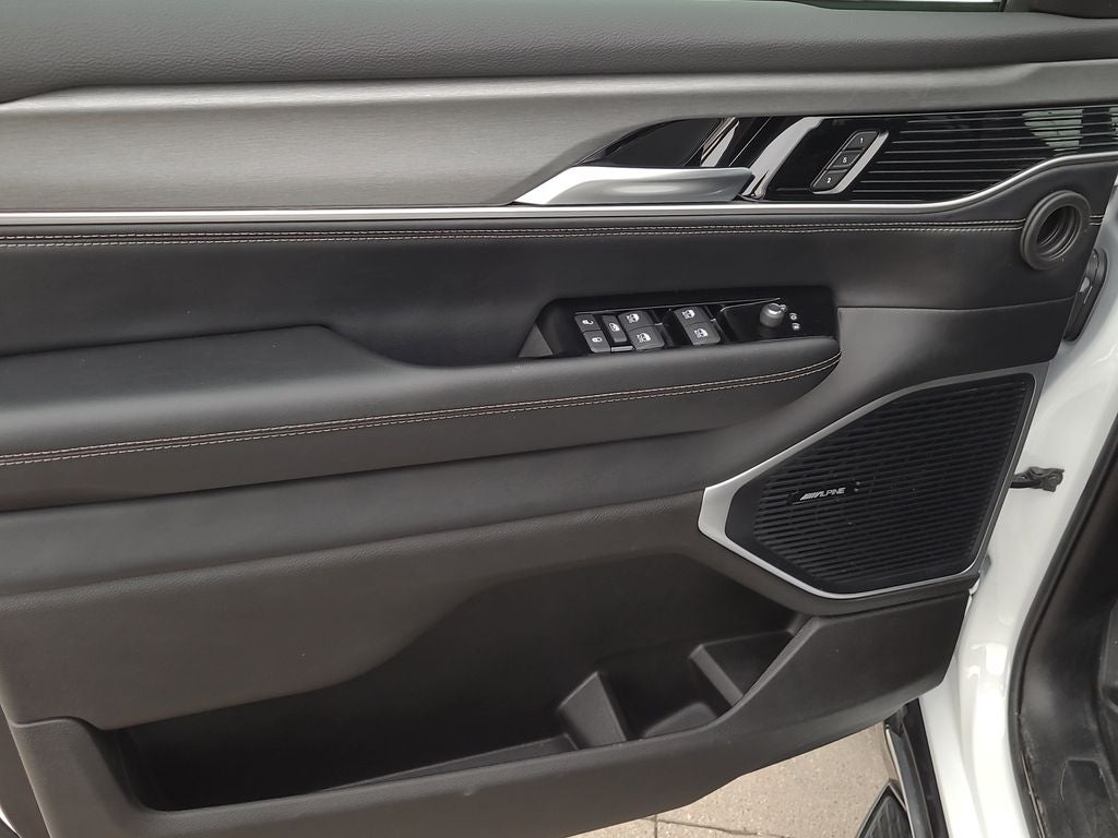 2025 Jeep Wagoneer L Series II