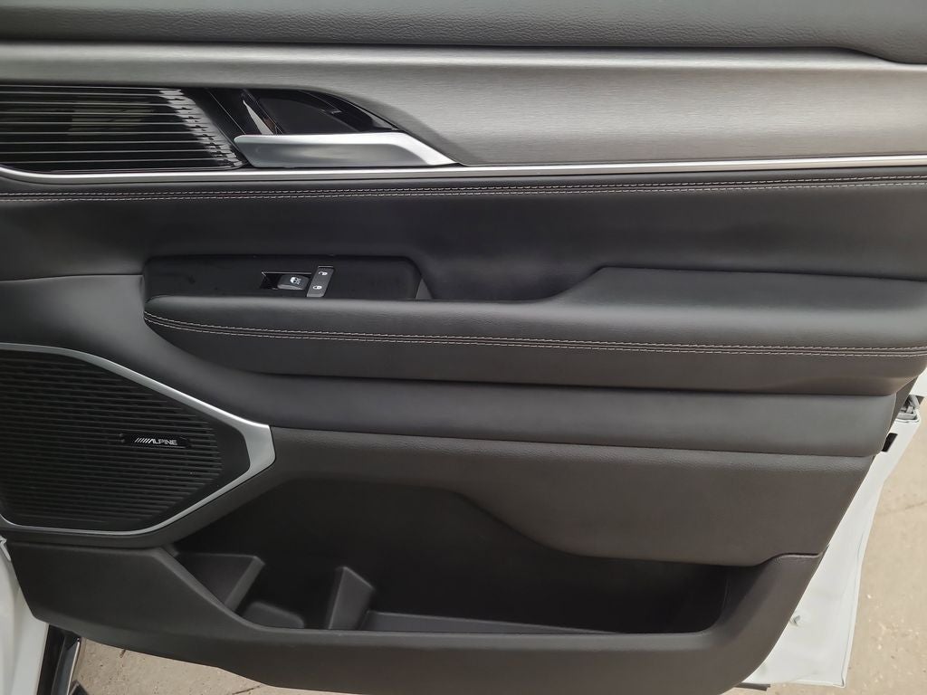 2025 Jeep Wagoneer L Series II