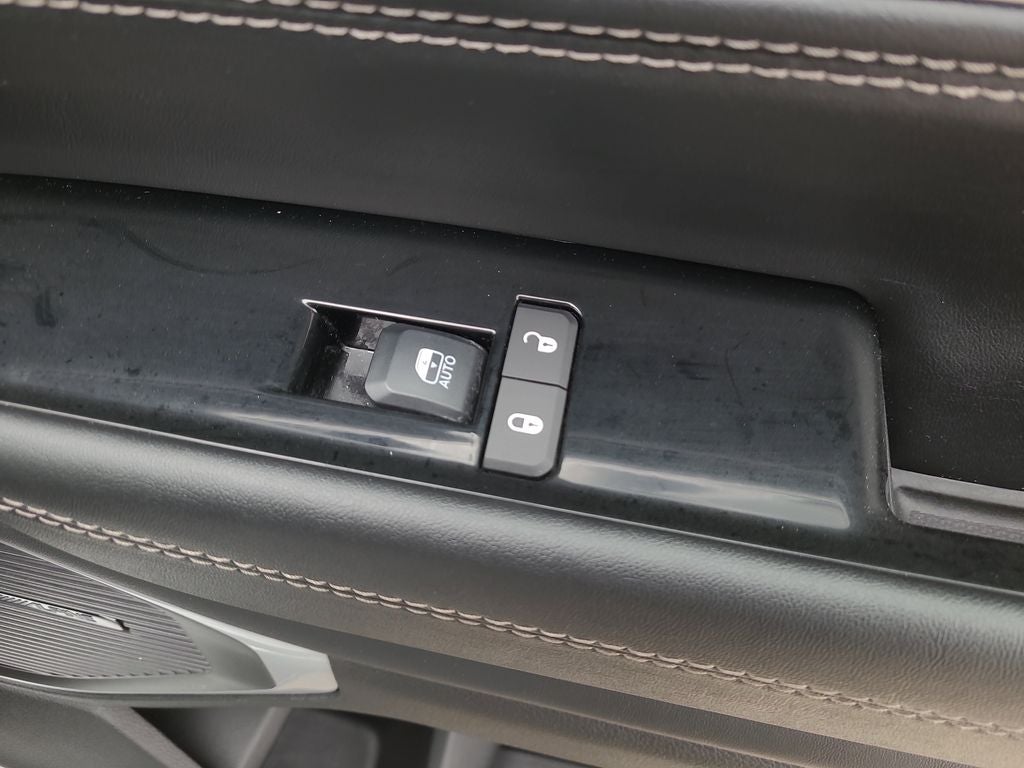 2025 Jeep Wagoneer L Series II