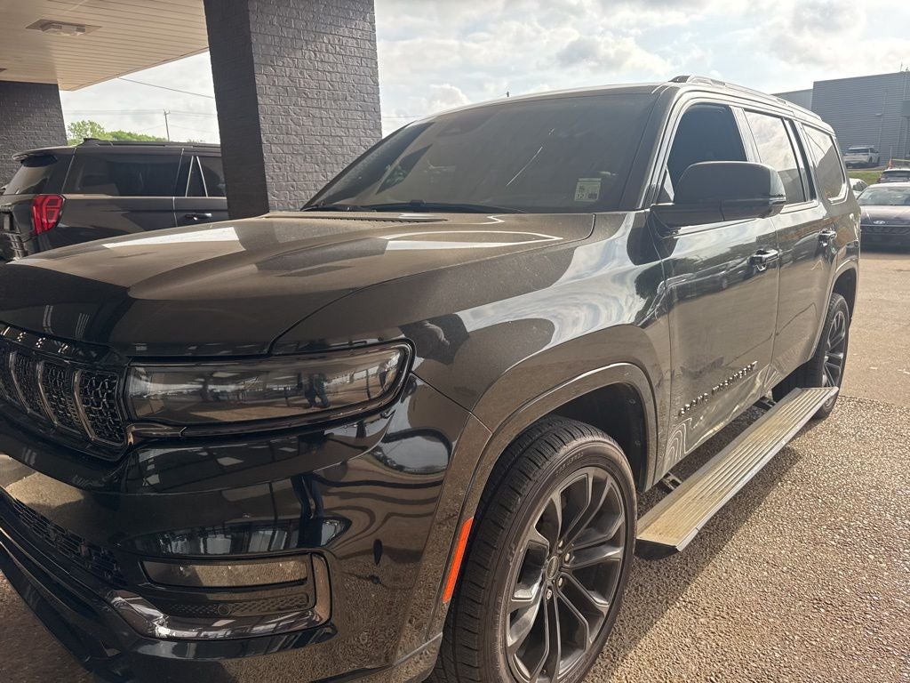 2022 Jeep Grand Wagoneer Series II