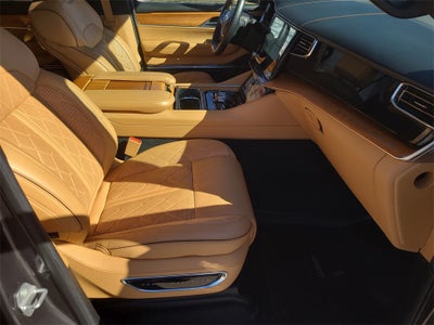 2022 Jeep Grand Wagoneer Series III