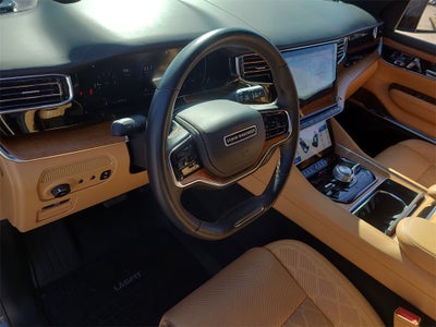 2022 Jeep Grand Wagoneer Series III