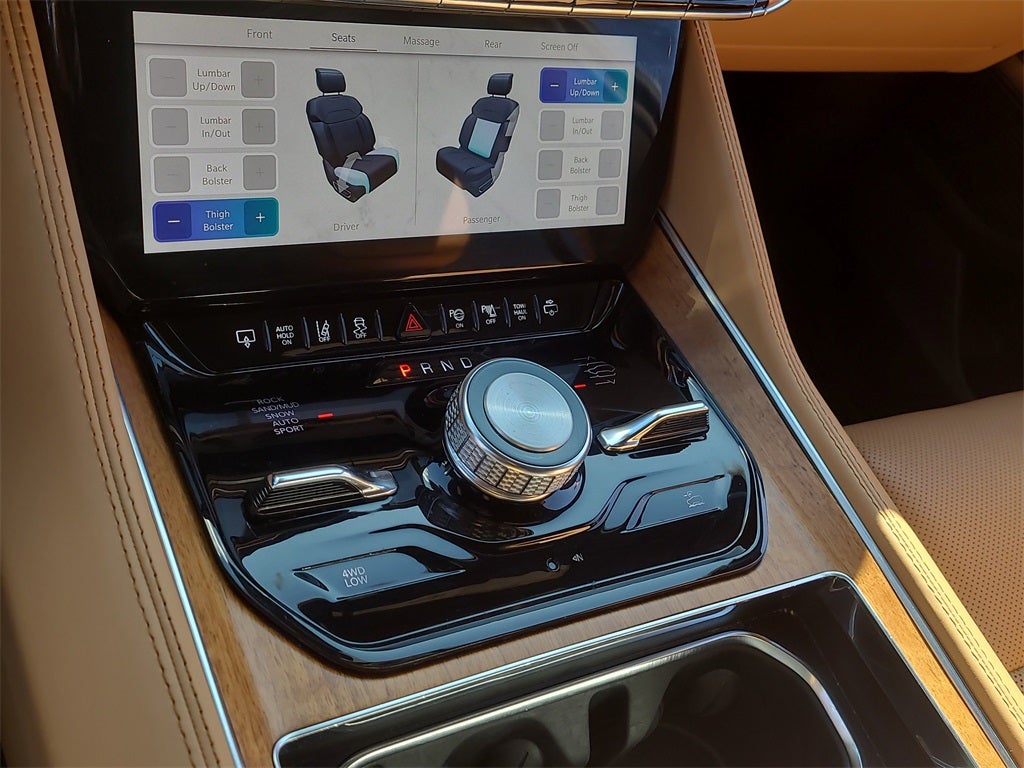 2022 Jeep Grand Wagoneer Series III