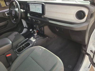 2024 Jeep Gladiator Sport