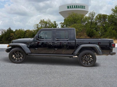 2025 Jeep Gladiator Nighthawk