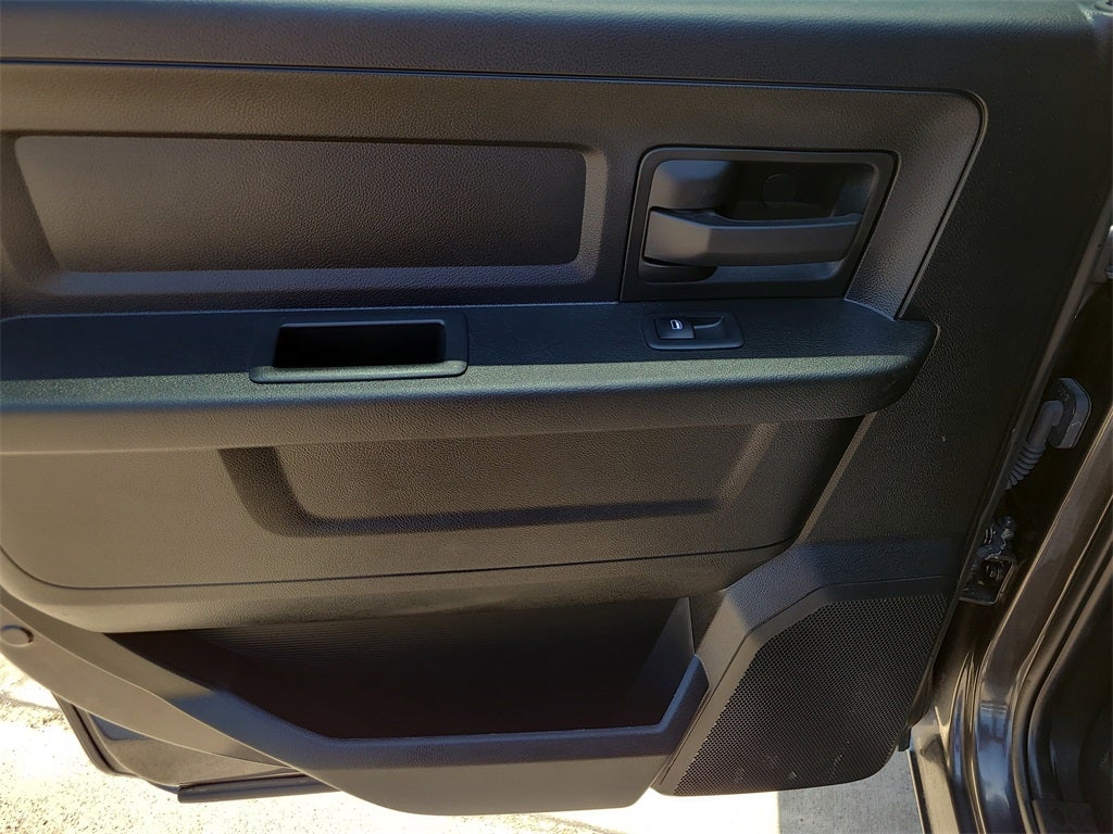 2024 RAM 1500 Classic Tradesman