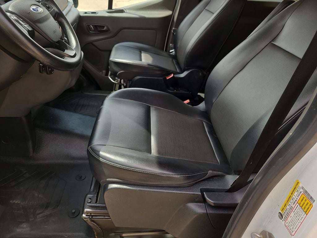 2022 Ford Transit-350 XL