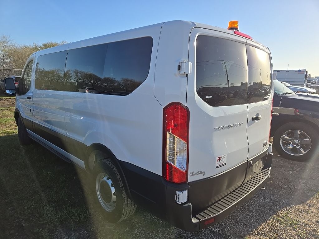 2022 Ford Transit-350 XL