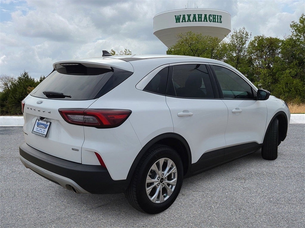 2023 Ford Escape Hybrid Active