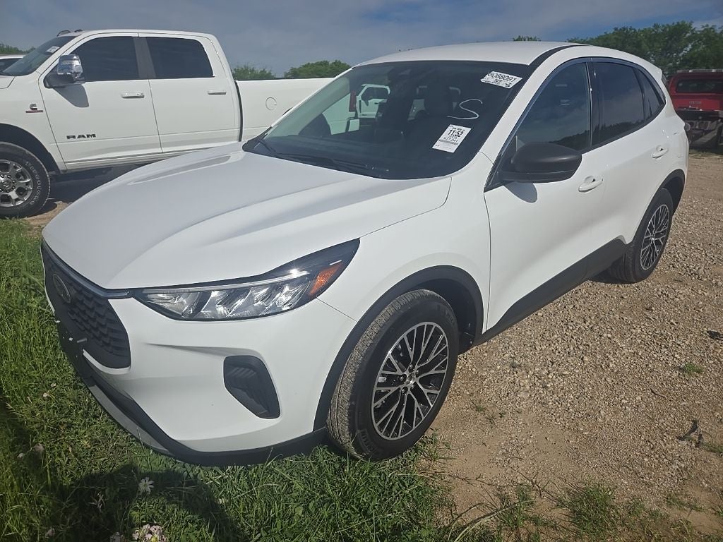 2023 Ford Escape Hybrid Active