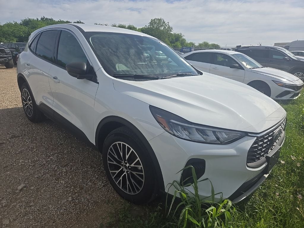 2023 Ford Escape Hybrid Active