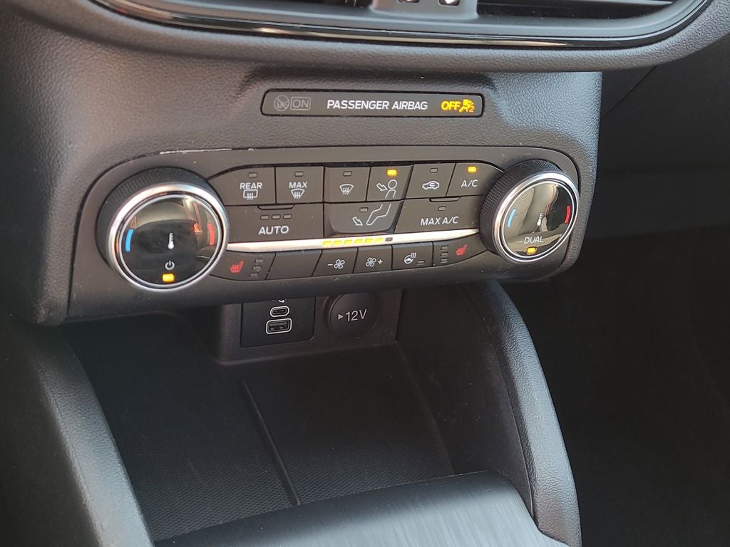 2025 Ford Escape ST-Line Select