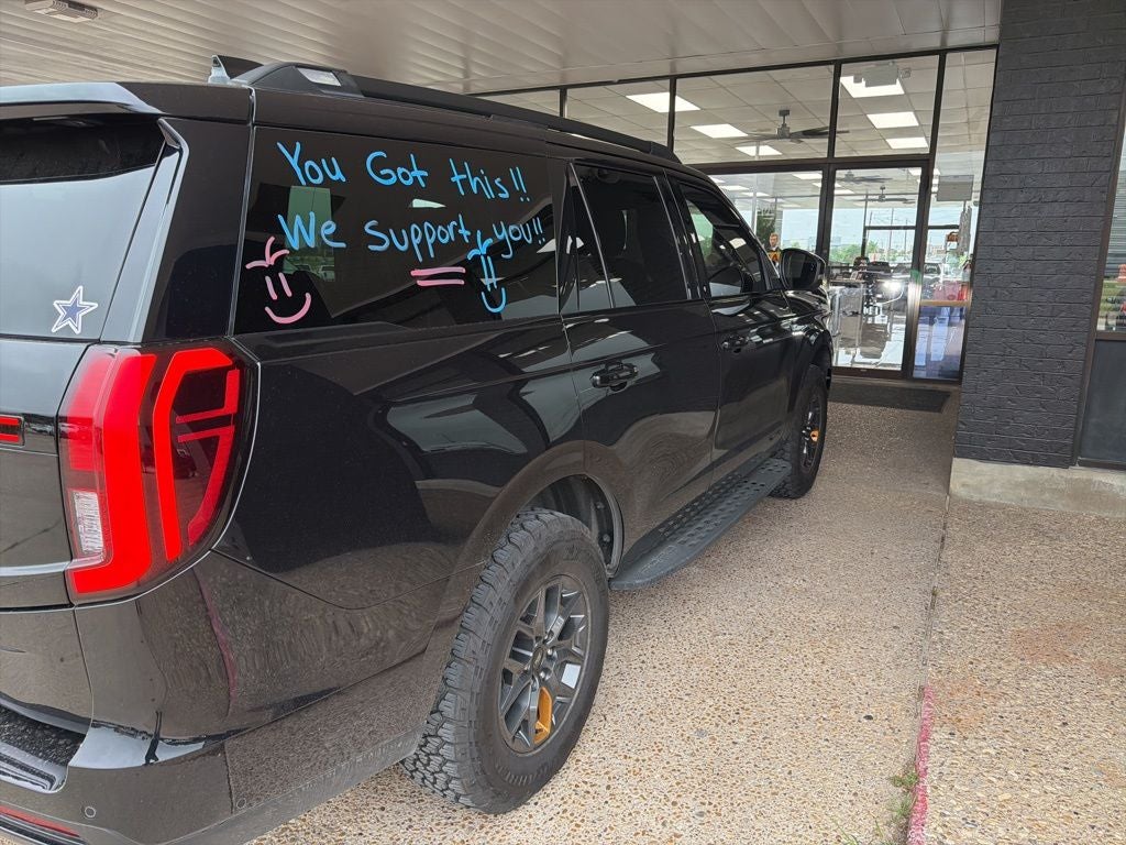 2025 Ford Expedition Tremor