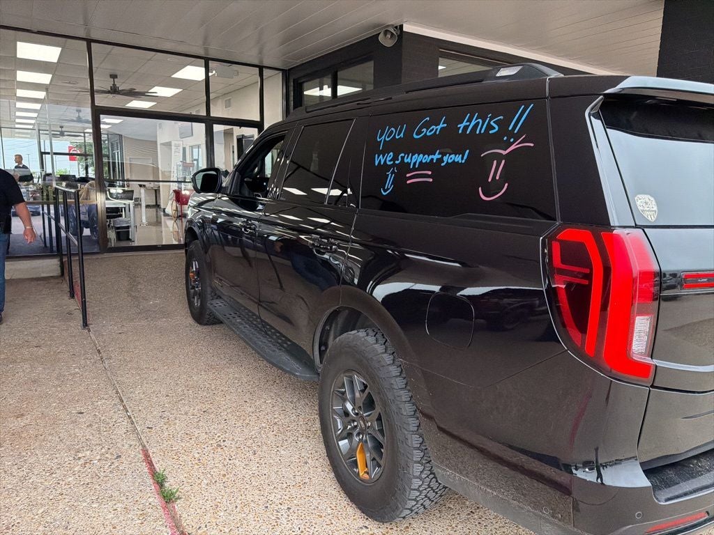 2025 Ford Expedition Tremor