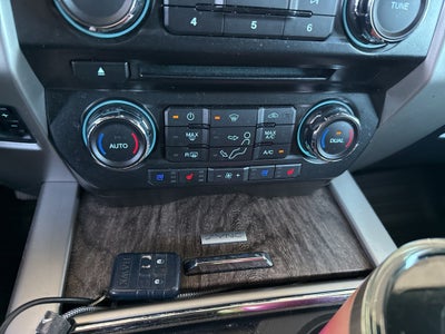 2017 Ford F-250SD Lariat