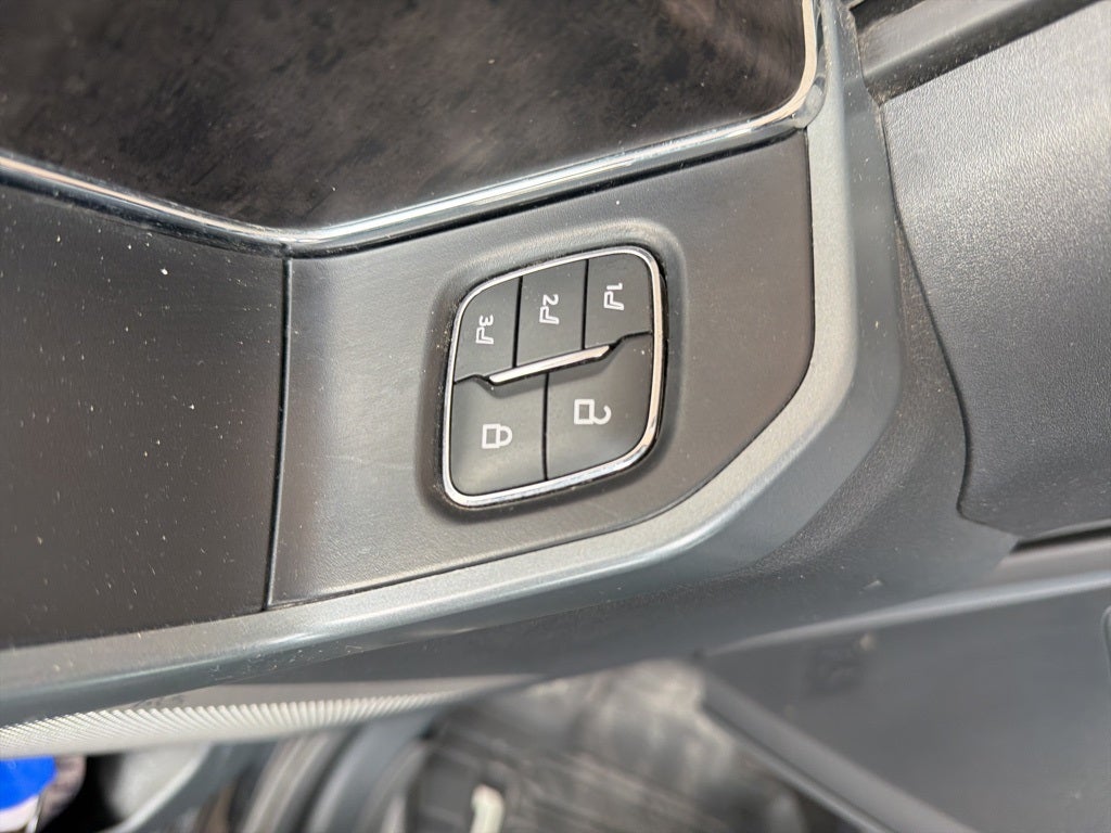 2022 Ford F-150 Lightning Lariat