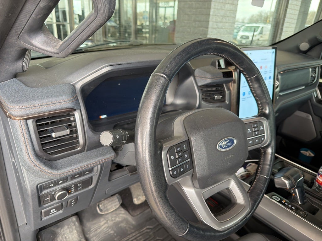 2022 Ford F-150 Lightning Lariat