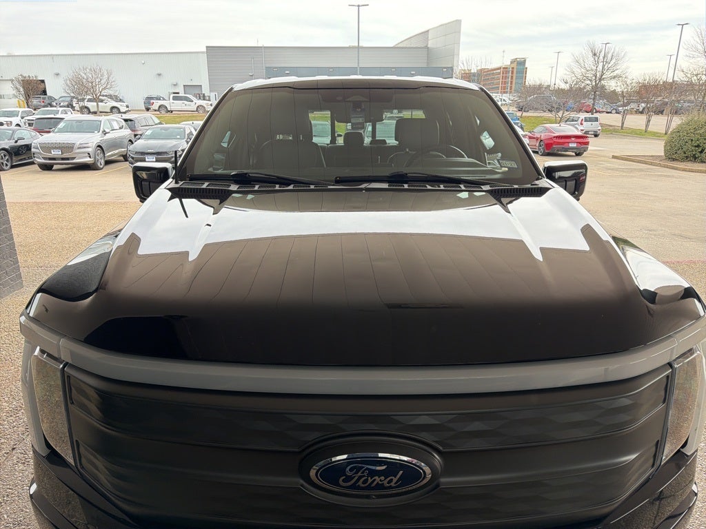 2022 Ford F-150 Lightning Lariat