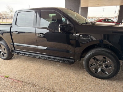 2022 Ford F-150 Lightning Lariat