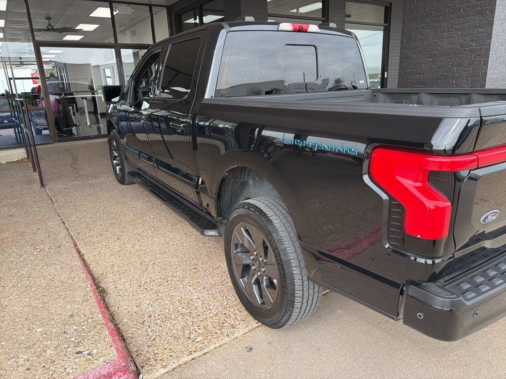 2022 Ford F-150 Lightning Lariat