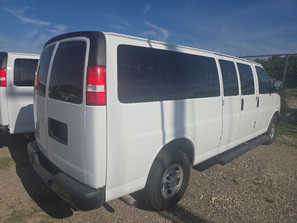 2023 Chevrolet Express 3500 LS Passenger