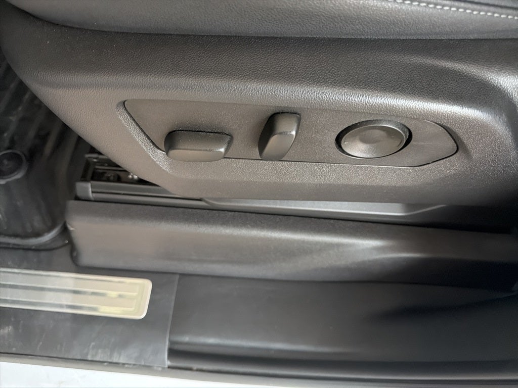 2025 Chevrolet Silverado 3500HD LTZ