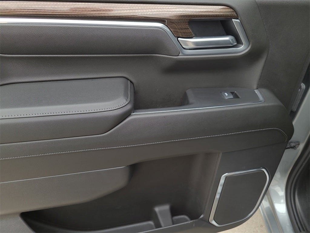 2025 Chevrolet Silverado 1500 LT LT1