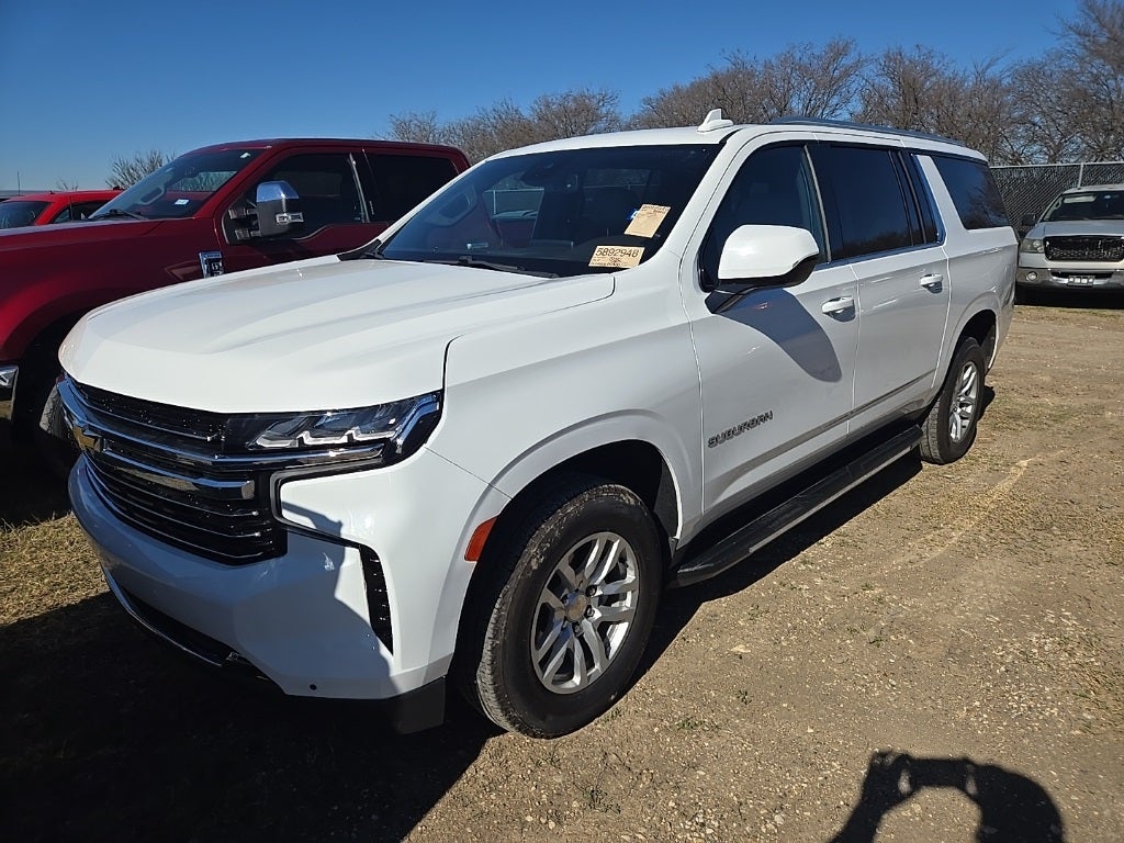 2023 Chevrolet Suburban LT