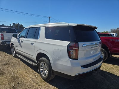 2023 Chevrolet Suburban LT