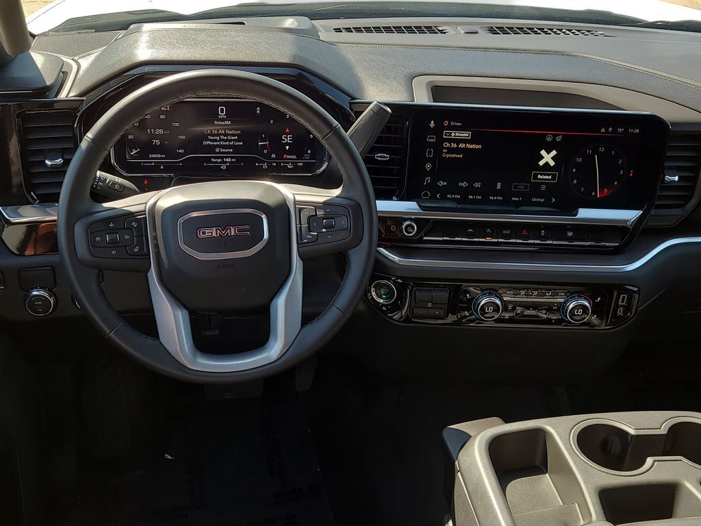 2025 GMC Sierra 1500 SLT