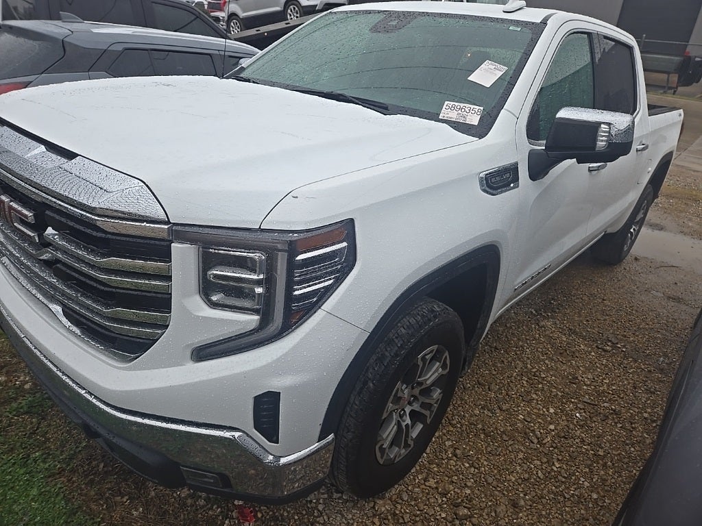 2025 GMC Sierra 1500 SLT