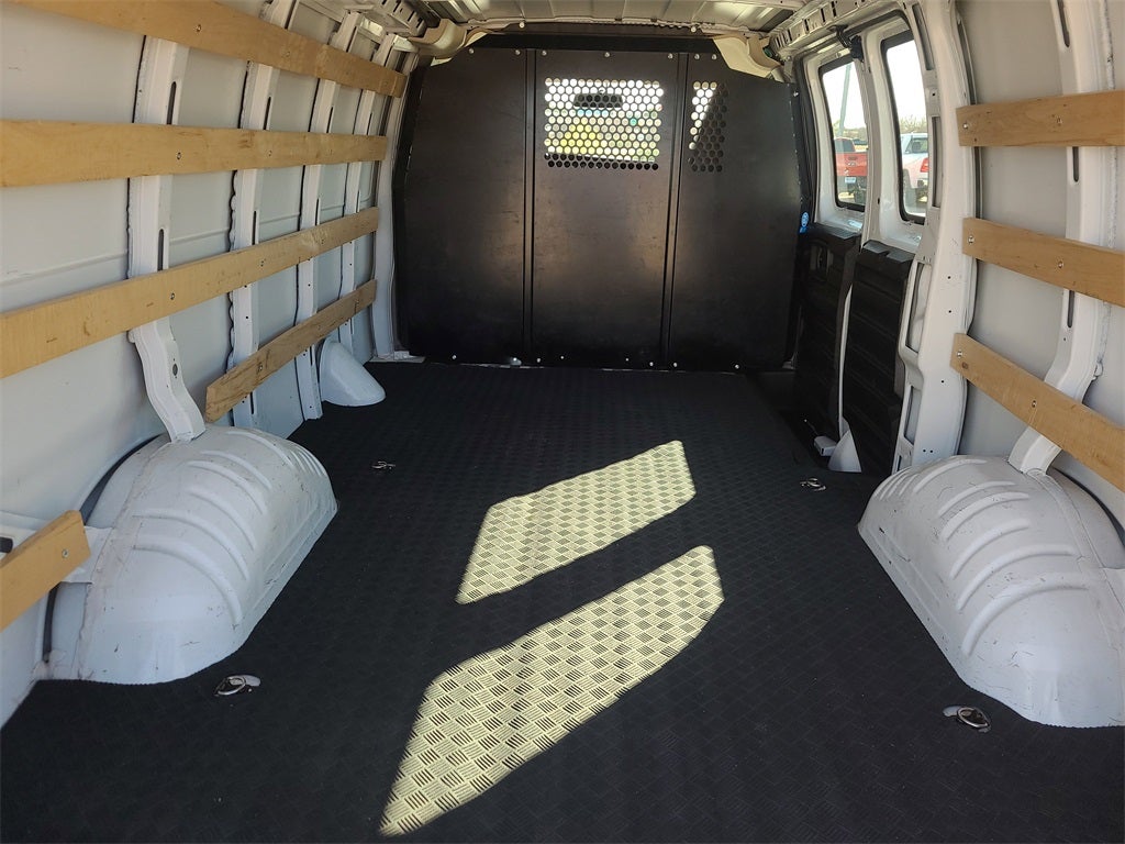 2024 GMC Savana 2500 Work Van