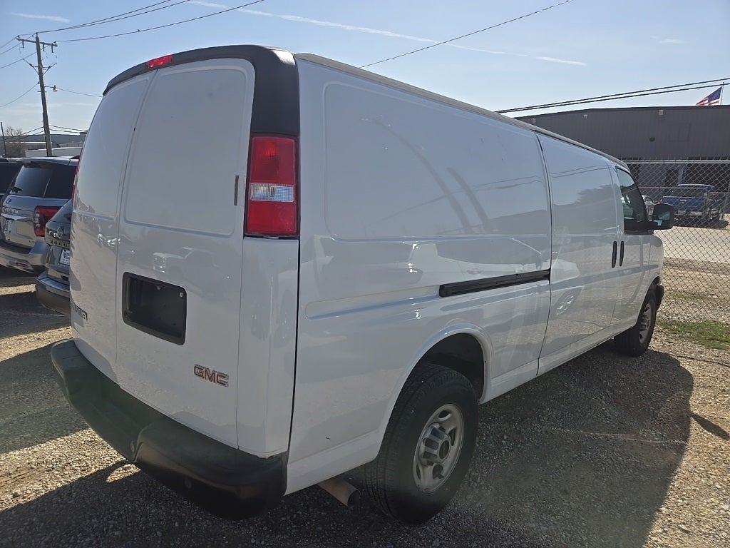 2023 GMC Savana 2500 Work Van