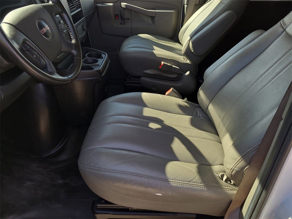 2023 GMC Savana 2500 Work Van