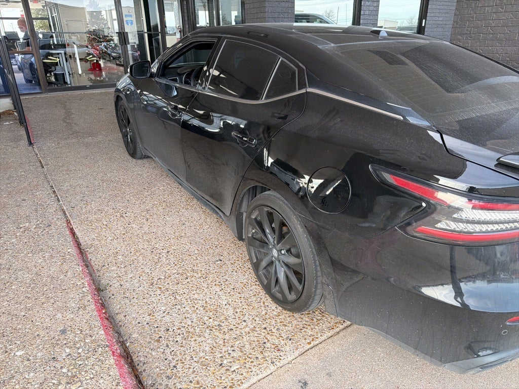 2019 Nissan Maxima SR
