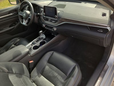 2022 Nissan Altima 2.5 Platinum